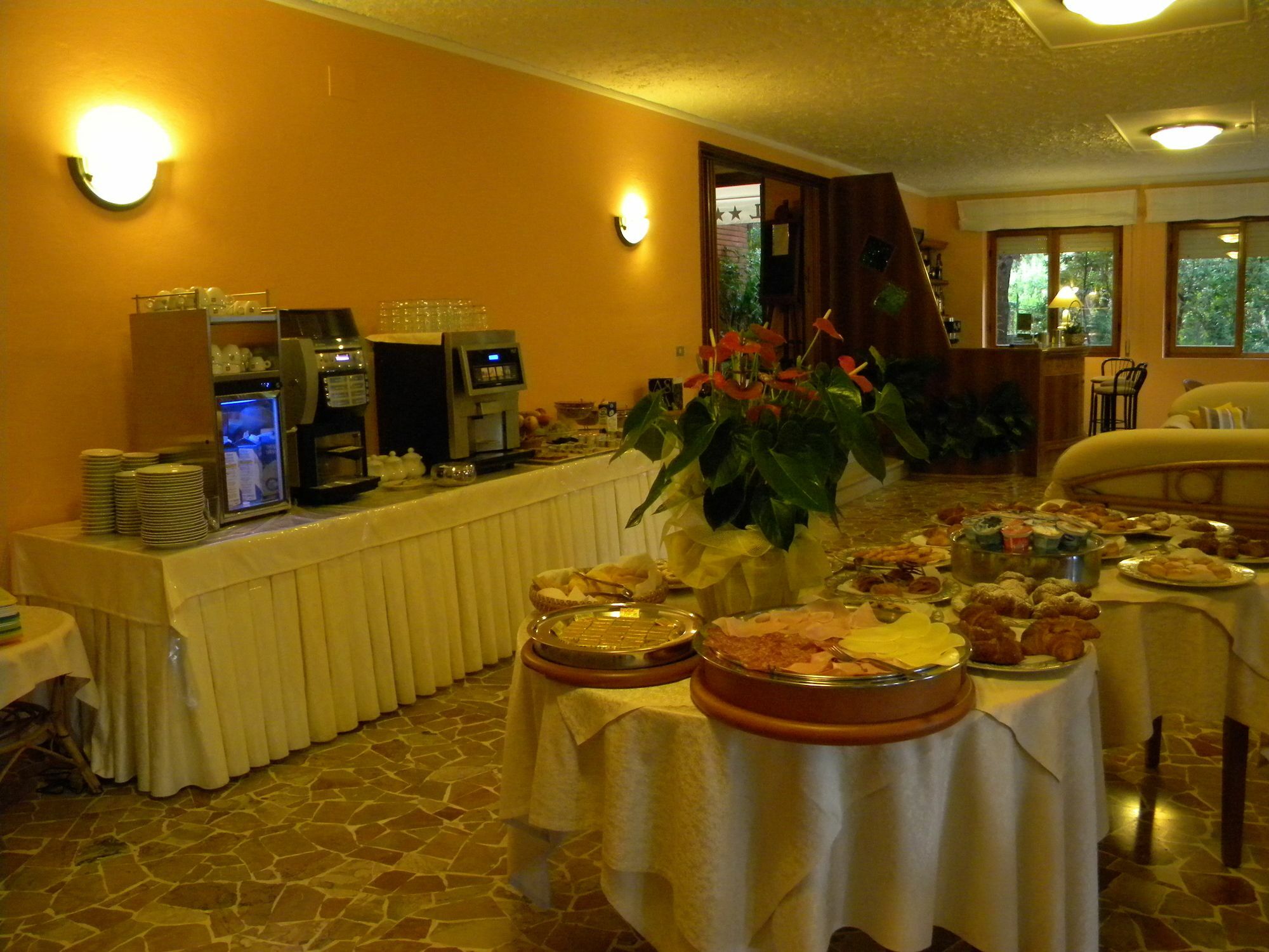 ליבורנו Hotel La Rosa Del Tirreno מראה חיצוני תמונה